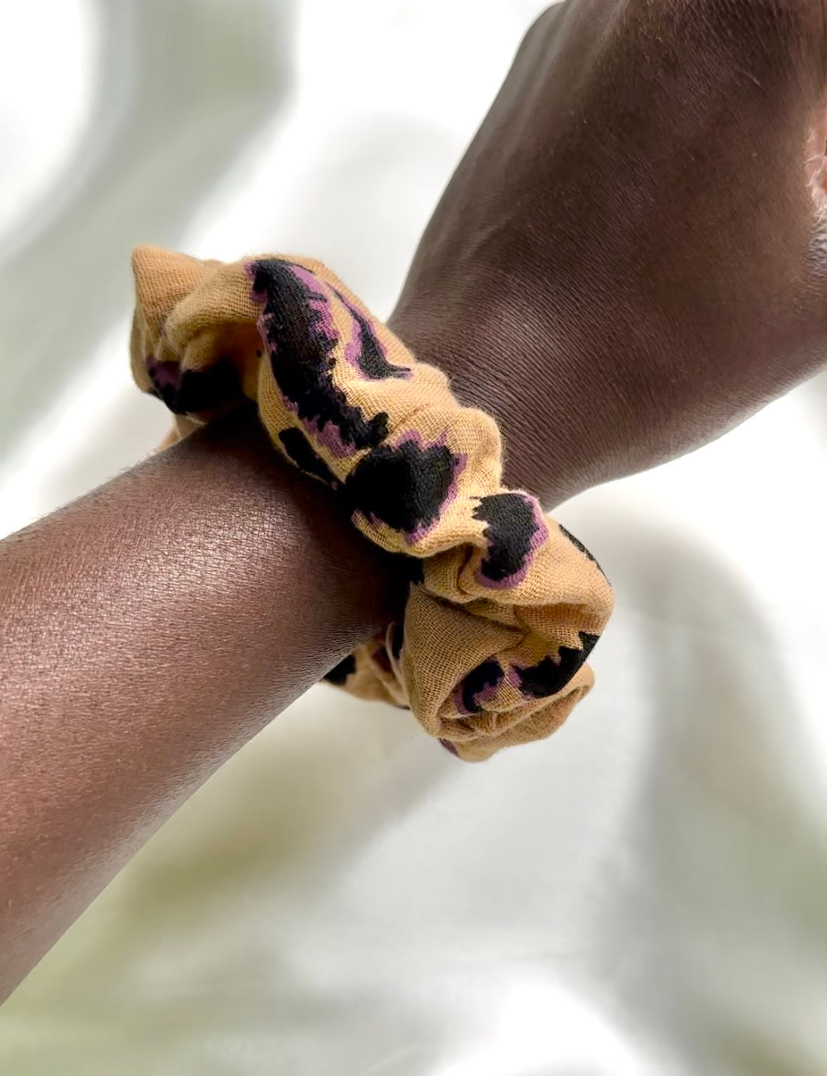 Chouchou en gaze de coton bio imprimer léopard