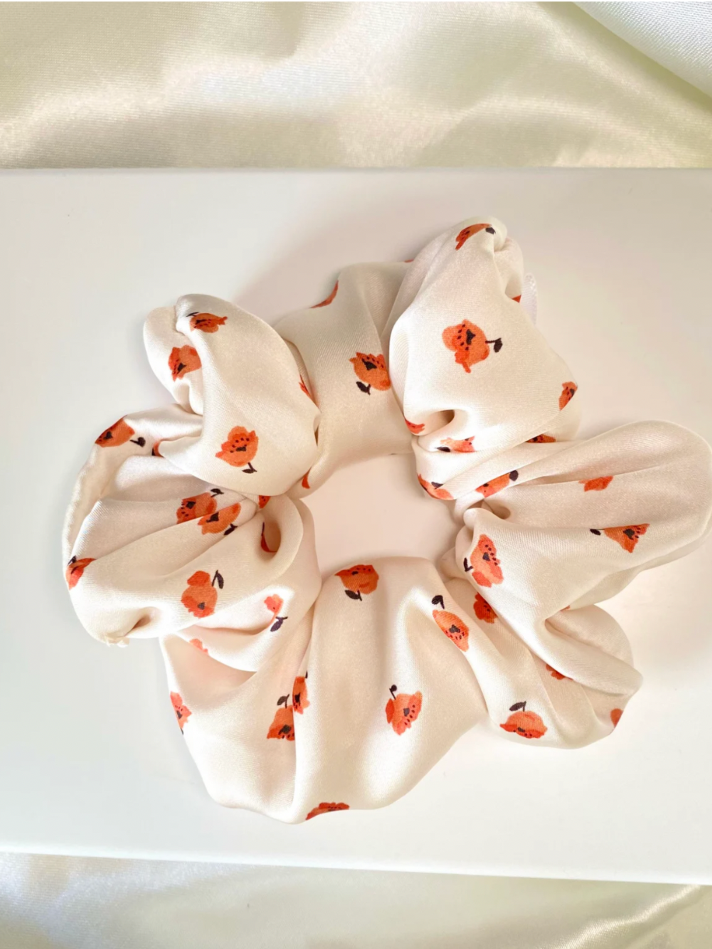 Chouchou en satin Emma