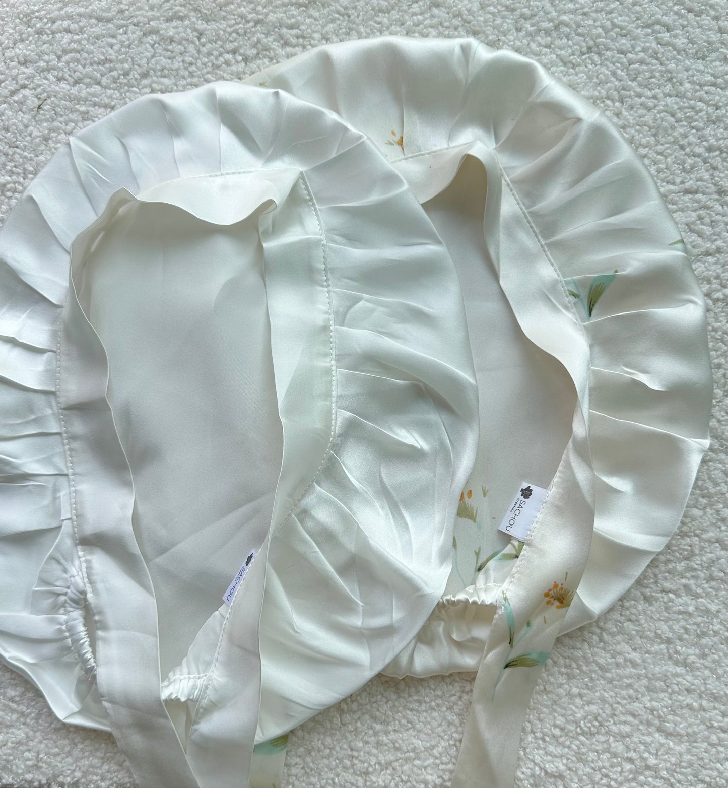 Bonnet ajustable en soie de mûrier 19 mommes