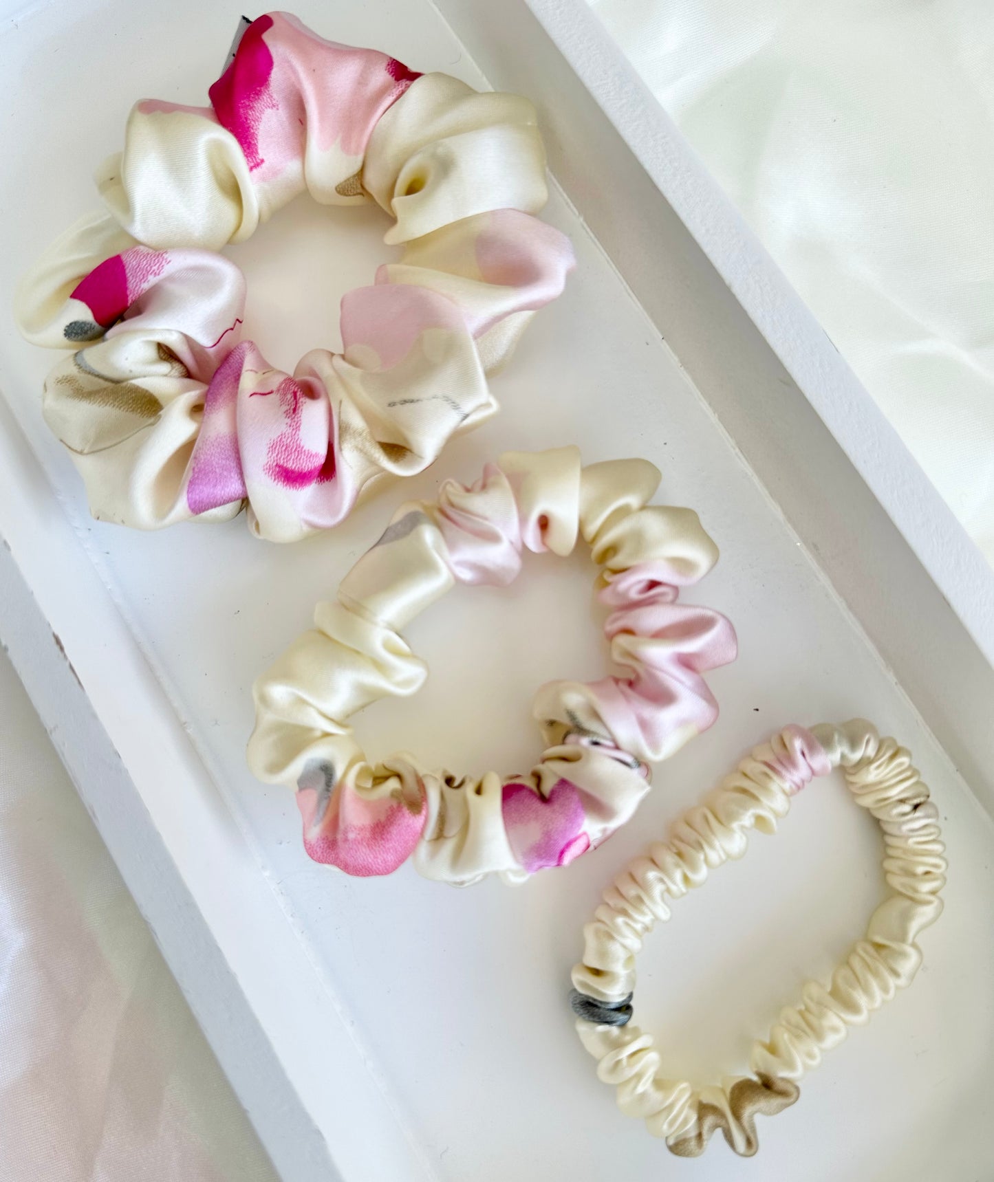 Chouchou en soie de mûrier imprimé floral 🌸