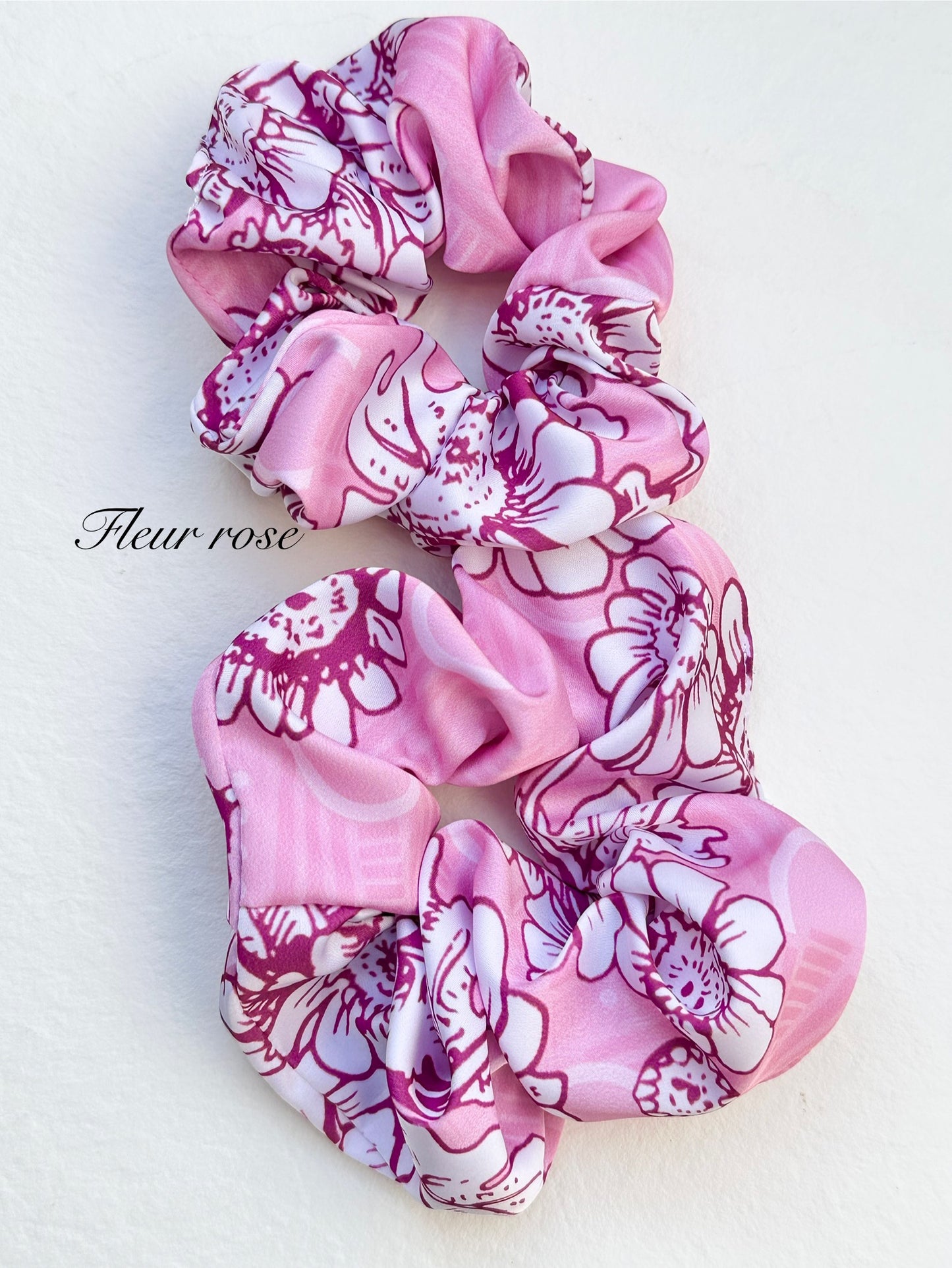 Chouchou en satin imprimé fleur